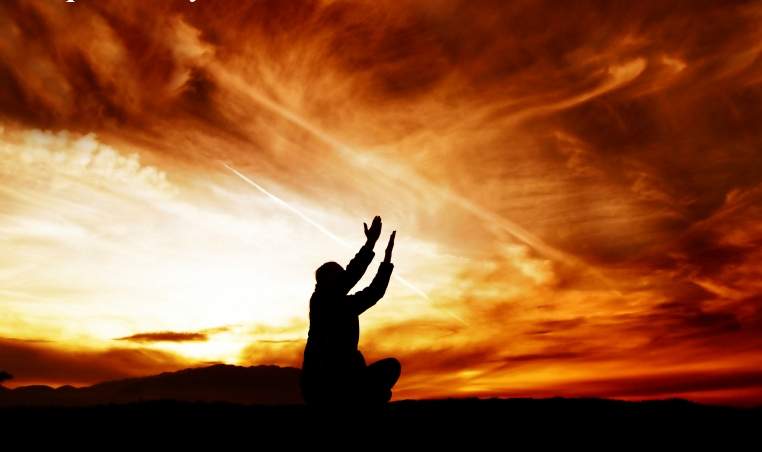 ManPraying-2